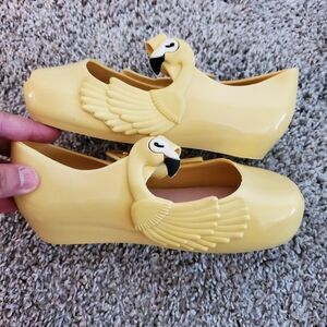 Yellow Swan Kids Shoes